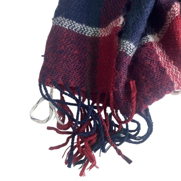 Charlotte Russe Plaid Fringed Scarf Rectangle Red Blue Soft Warm Winter - Picture 2 of 5